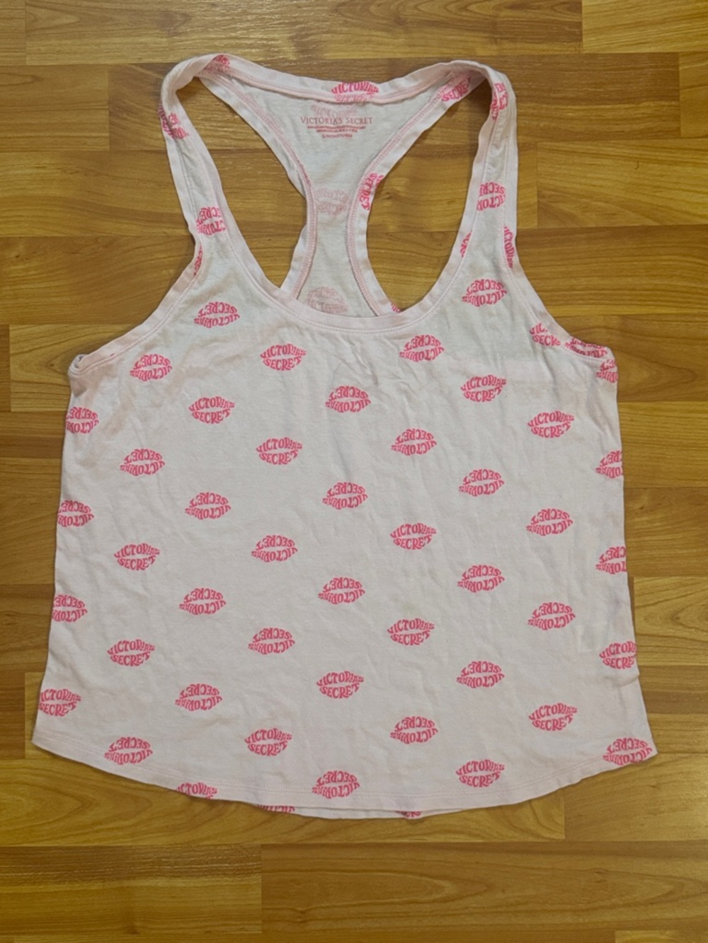 Victoria's Secret RETIRED KISS LOGO Sleep Racerback Tank Small